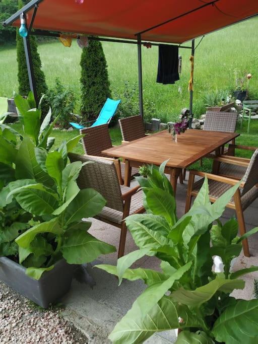 Upcycling Appartement Fischl - Nachhaltig Und Kreativ Wohnen Fuer Gross Und Klein Jenbach Kültér fotó